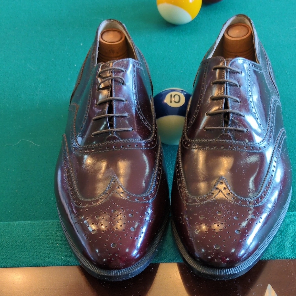 Salvatore Ferragamo Burgundy Oxfords.     Make an offer.